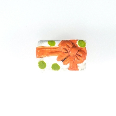 13 x 8mm Christmas White Present Clay Bead with Orange Ribbon | Natural Beads